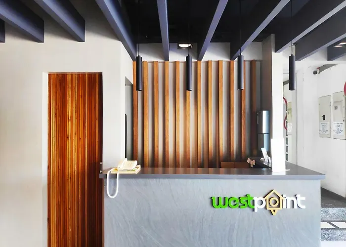 Hotel Westpoint